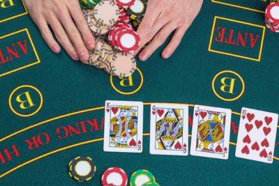 Poker 5 Lá Là Gì? Cách Chơi Poker 188BET Cho Người Mới 